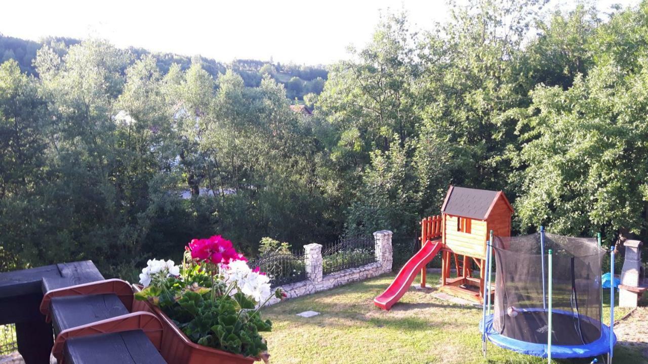 Zajazd Ponikiew - Noclegi Wadowice Exterior foto