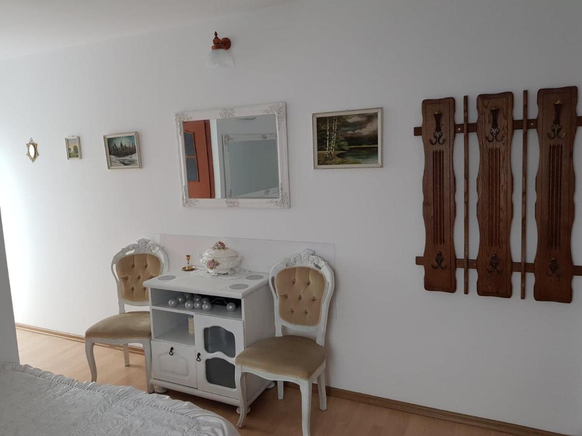 Zajazd Ponikiew - Noclegi Wadowice Exterior foto